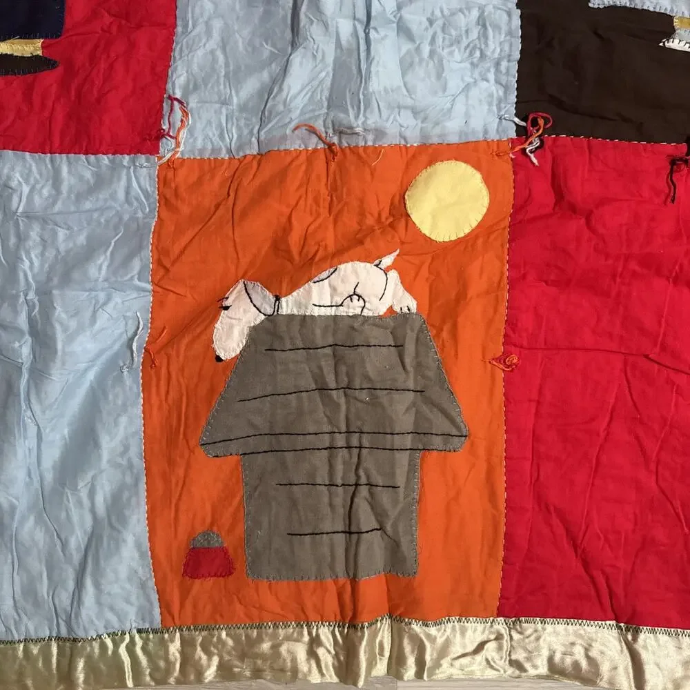 Vtg Peanuts Woodstock Charlie Brown Patch Quilt Blanket Double Sided 56” By 82”